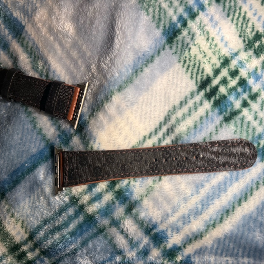 Authentic repurposed Gucci Apple Watch Band – Fits 38/40mm - Picture 2 of 3